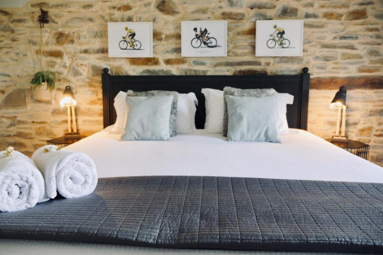 Chambres D'Hotes Secret Pyrenees Lasseube エクステリア 写真