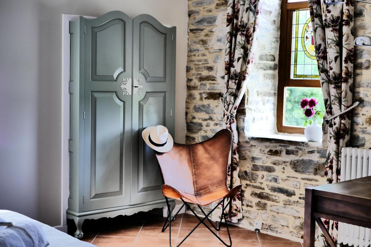 Chambres D'Hotes Secret Pyrenees Lasseube エクステリア 写真